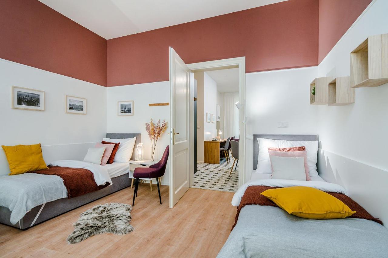 Royal Apartments Prague By Michal&Friends エクステリア 写真